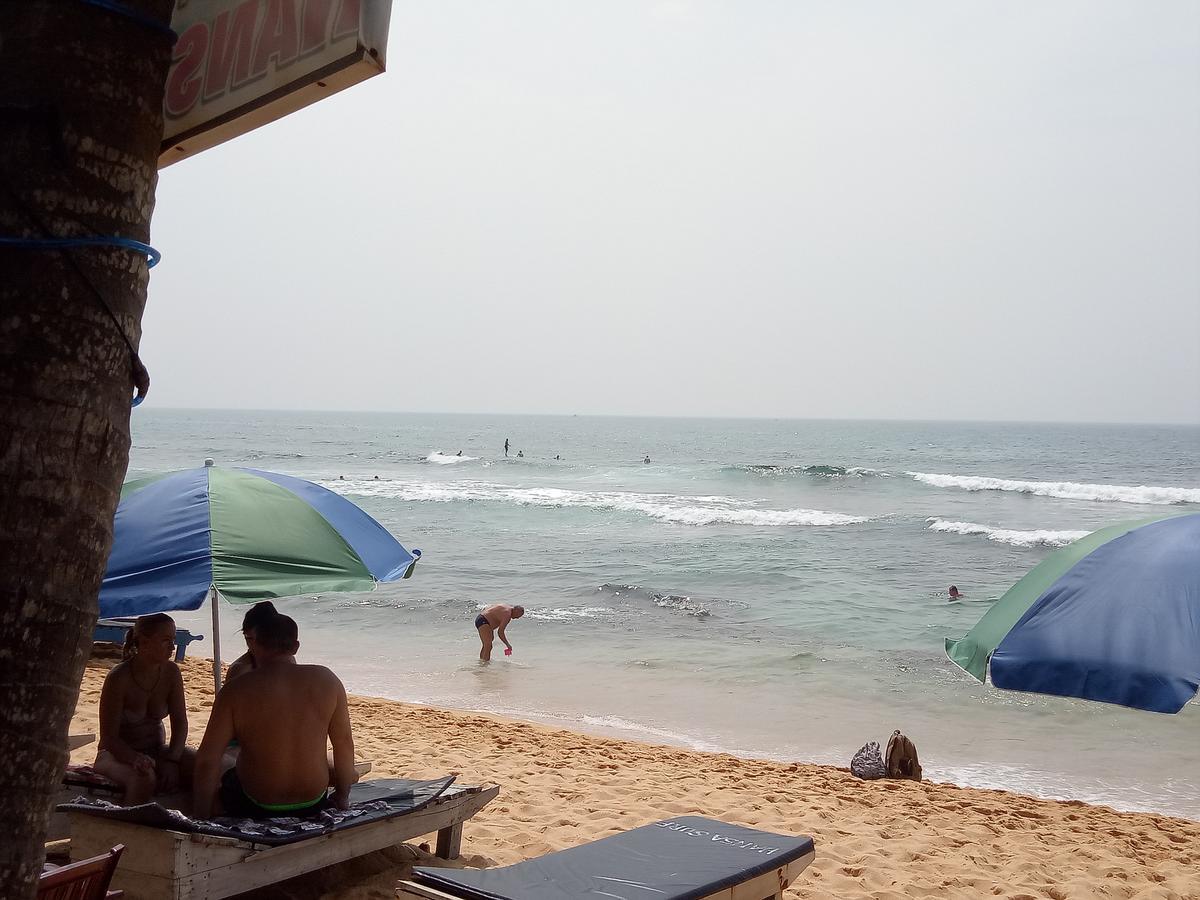Hansa Surf Hotel Hikkaduwa Exterior foto
